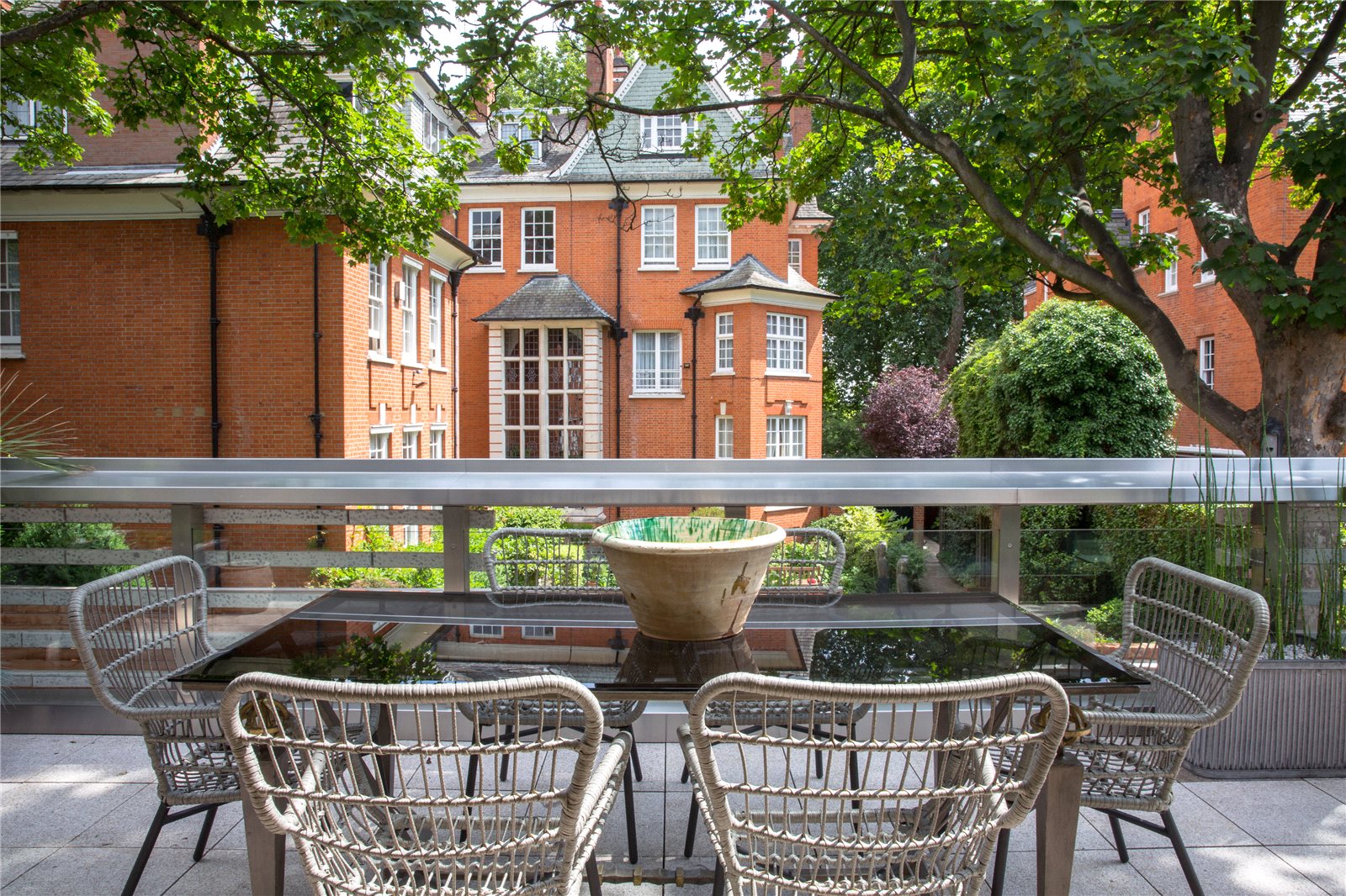 Vicarage Gate House,Patio