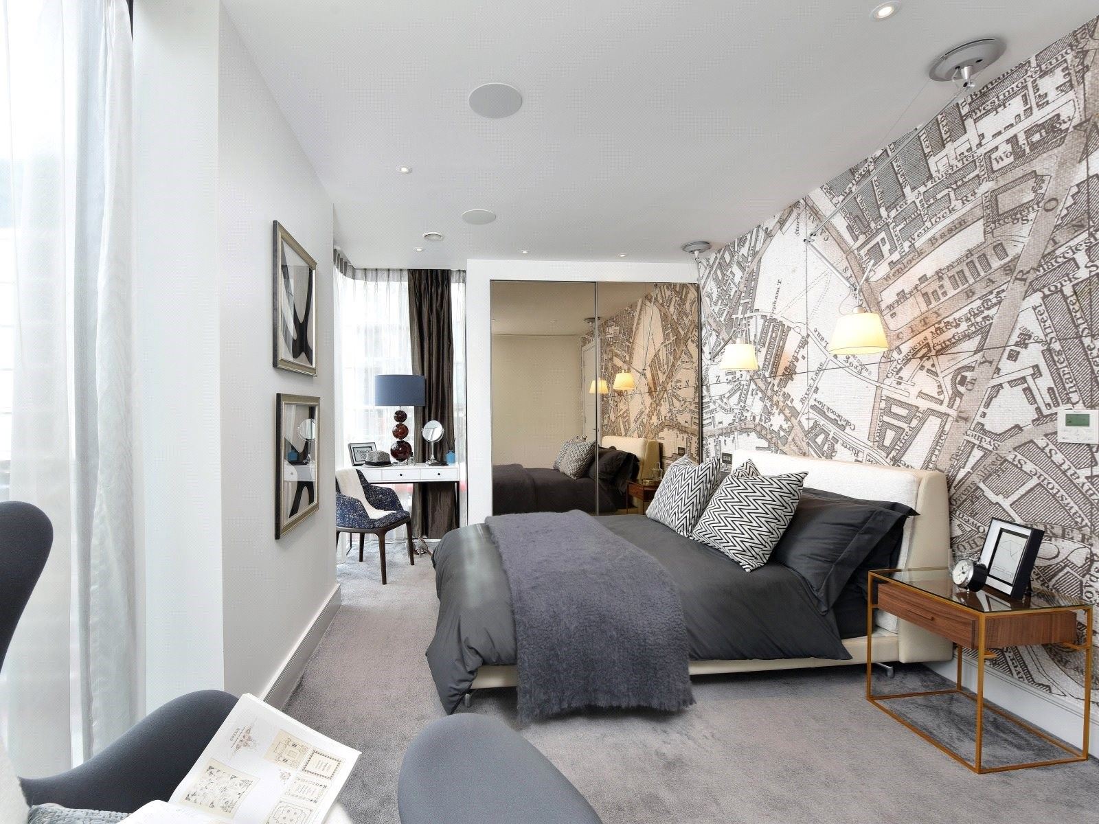 Foster and Partners,Master Bedroom