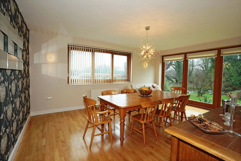 6 bed detached house for sale in London Road, Hassocks BN6 27880814