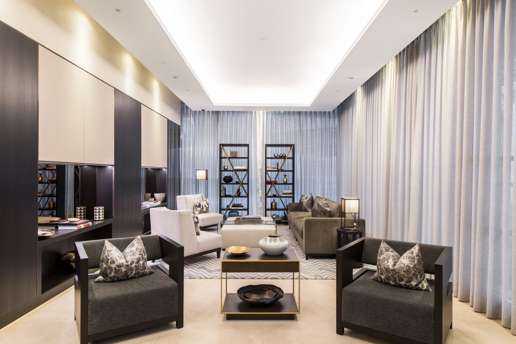 Kings Gate,Lounge