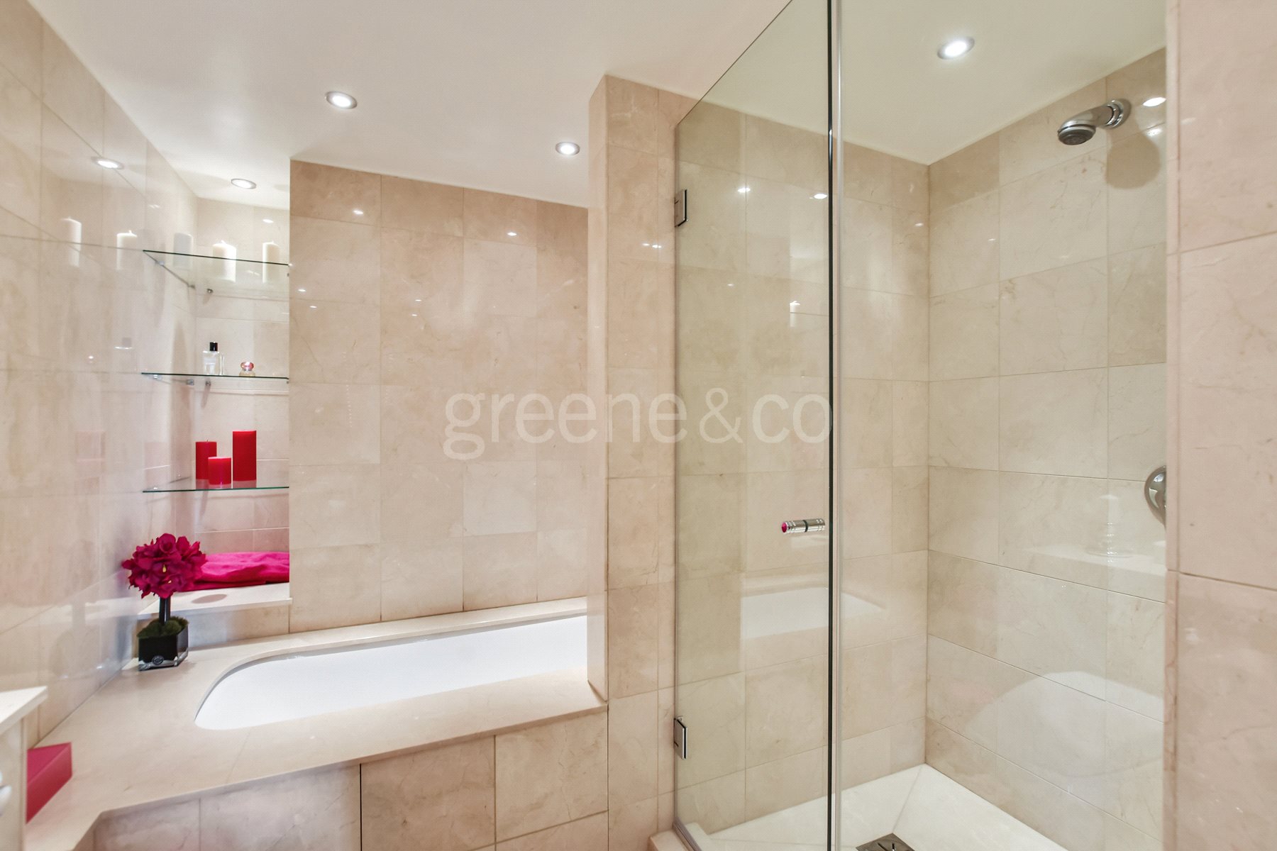 Princess Park Manor,Bathroom