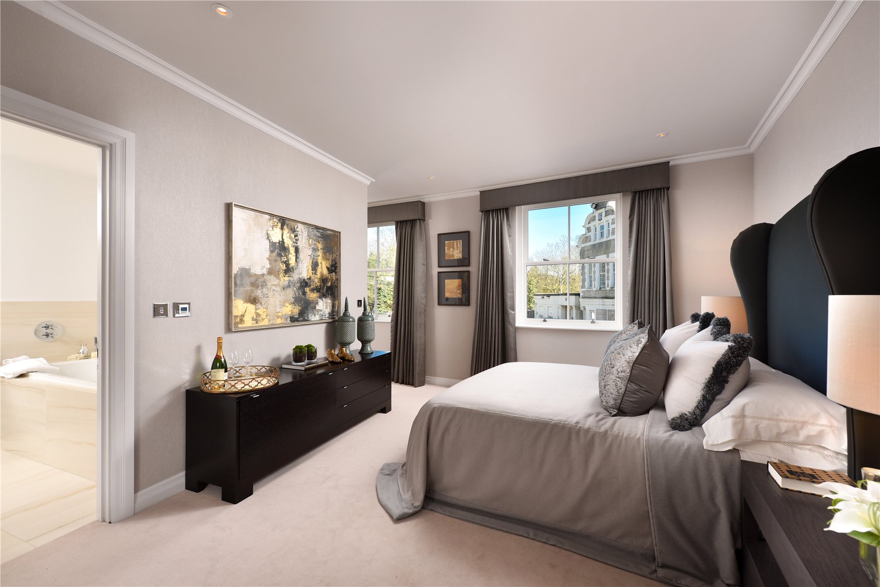 Richmond Chase,Master Bedroom
