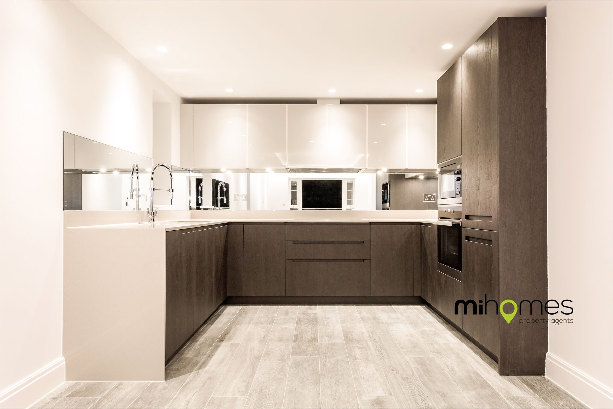 Yogo Group,Kitchen
