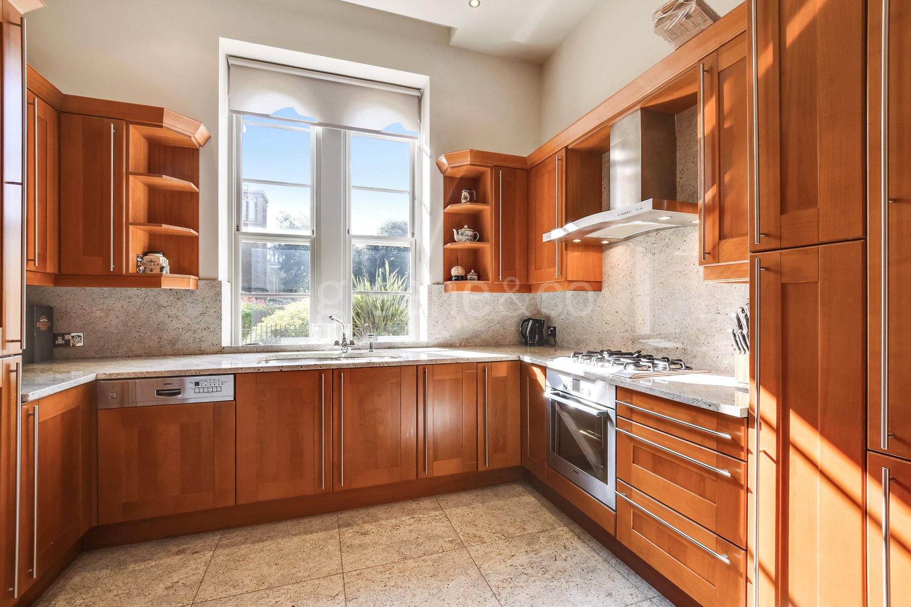 Princess Park Manor,Kitchen
