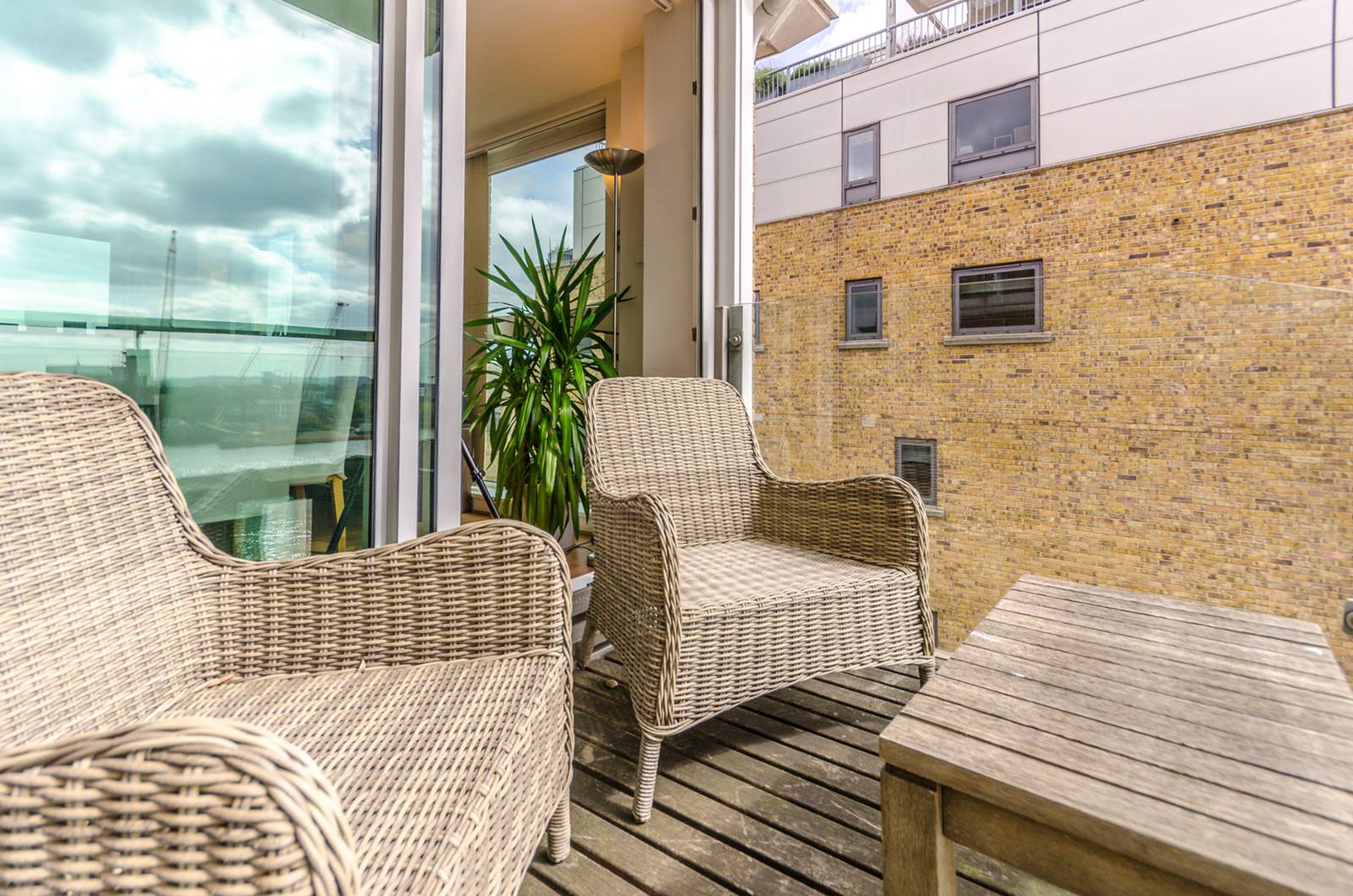 Cinnabar Wharf