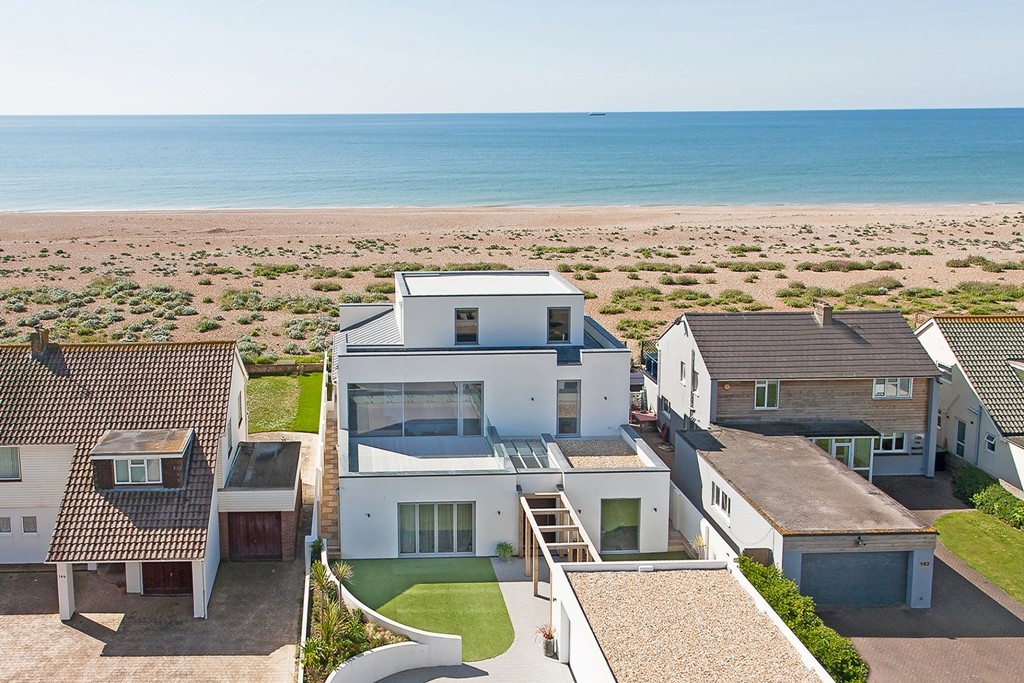 Top 10 beach houses for sale Zoopla