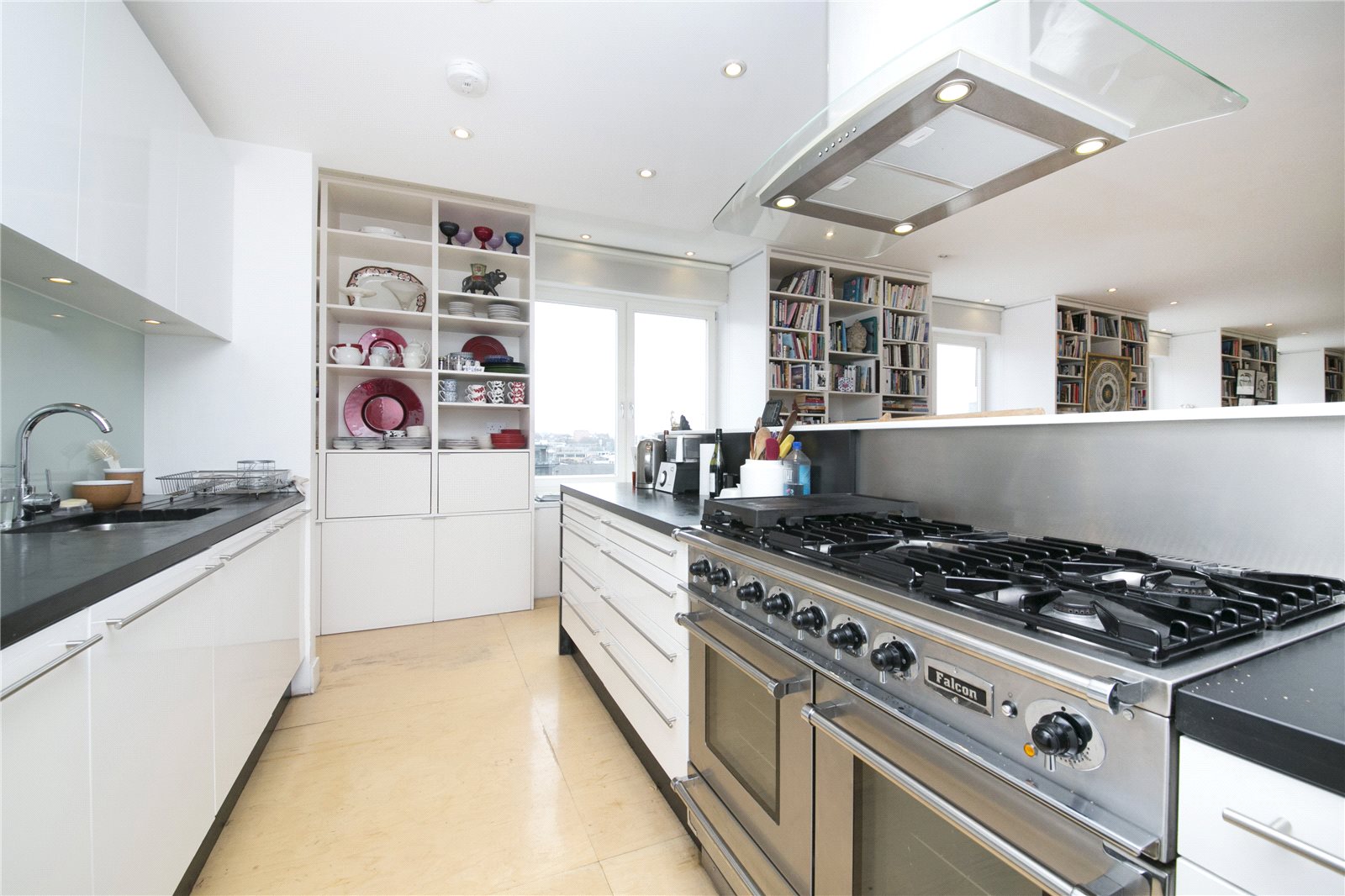 Falcon,Kitchen
