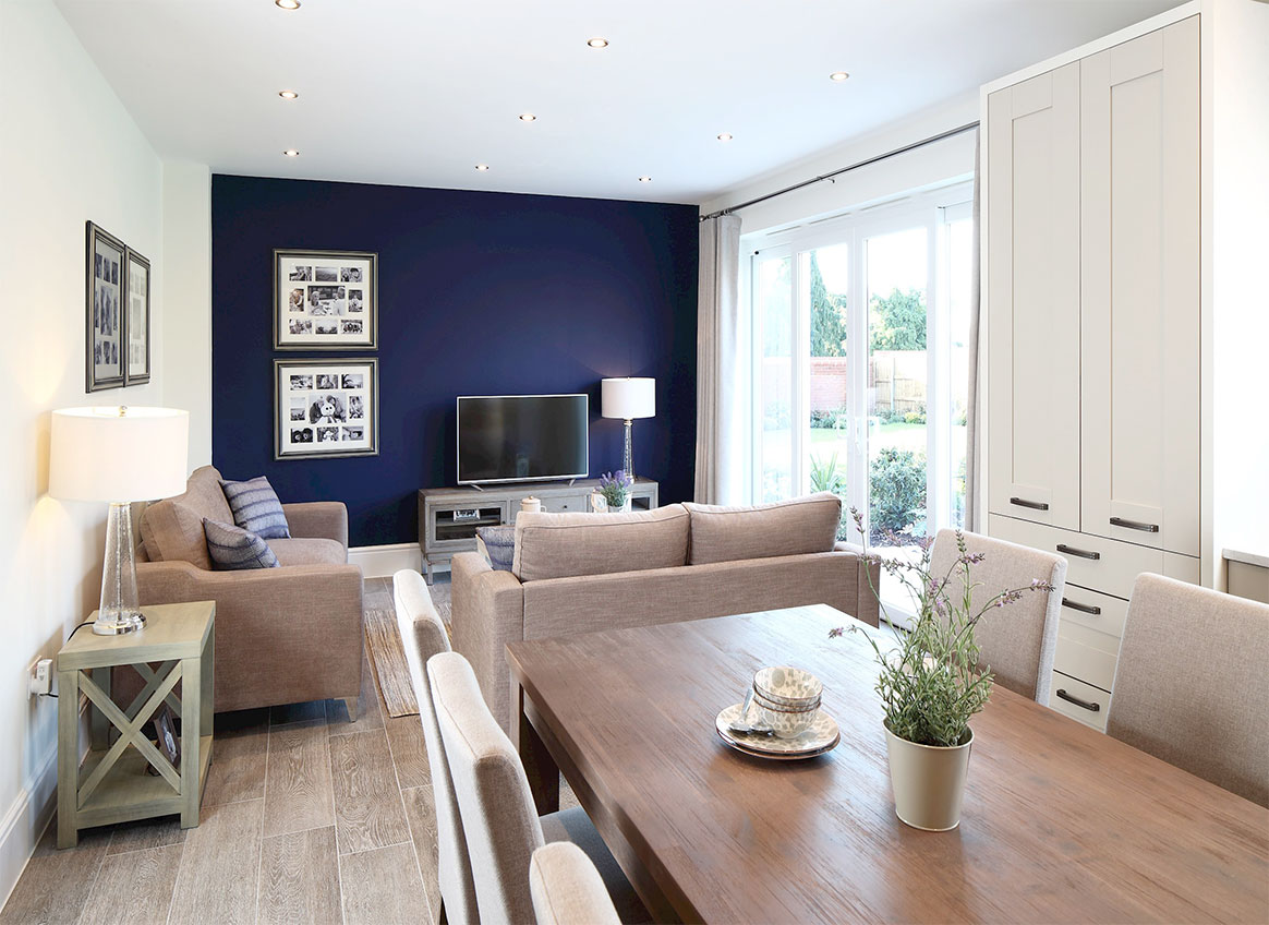 Arborfield Green,Family room