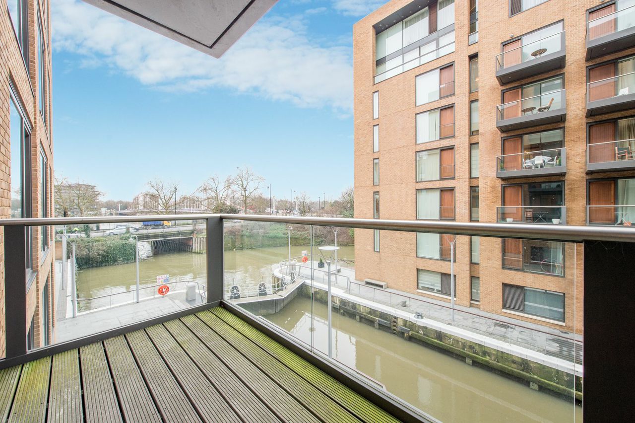 Grosvenor Waterside,View