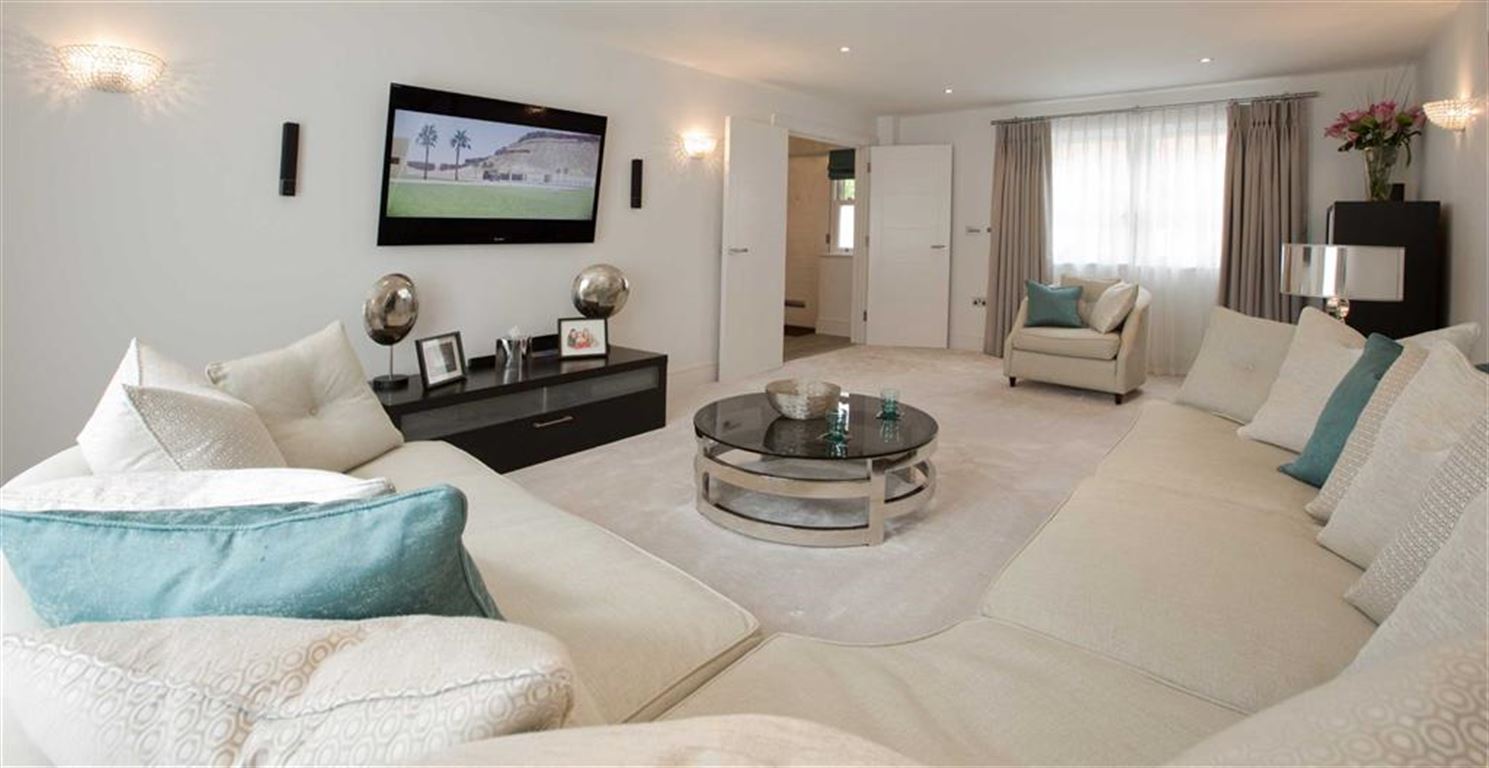 Charlesgate Homes,Lounge
