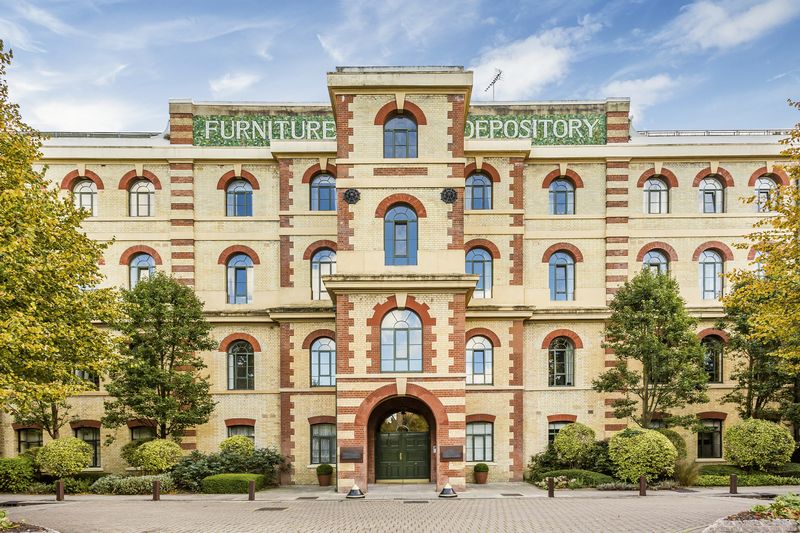 Harrods Village