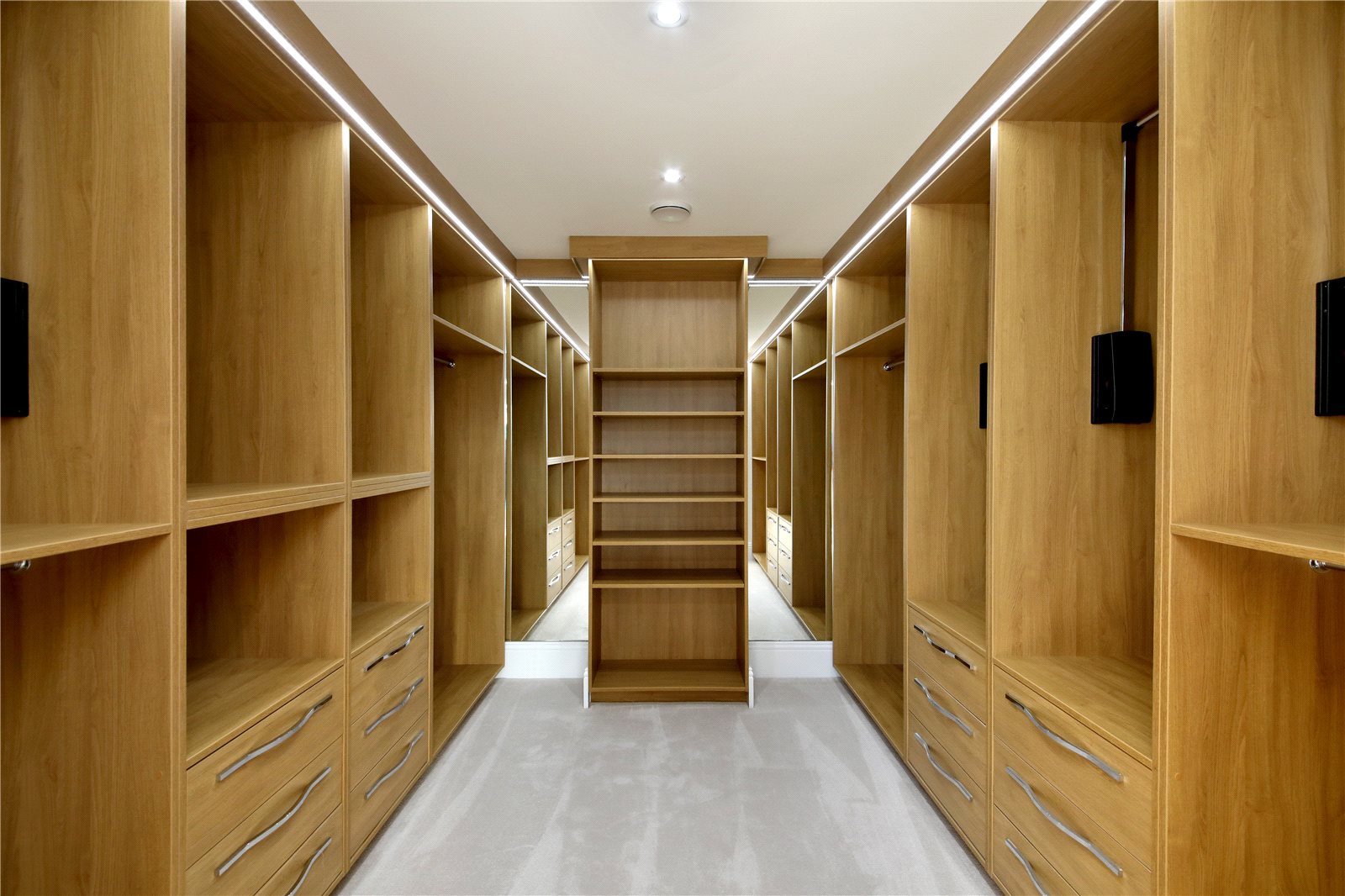 Mentmore Homes,Storage
