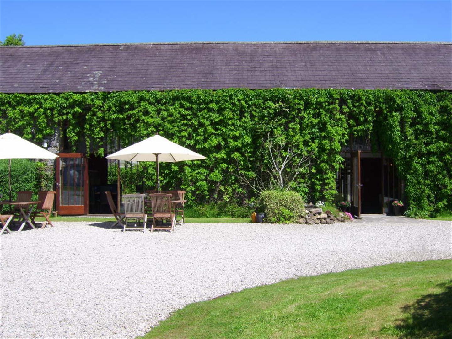 9 bed detached house for sale in Llanarthney, Carmarthen SA32