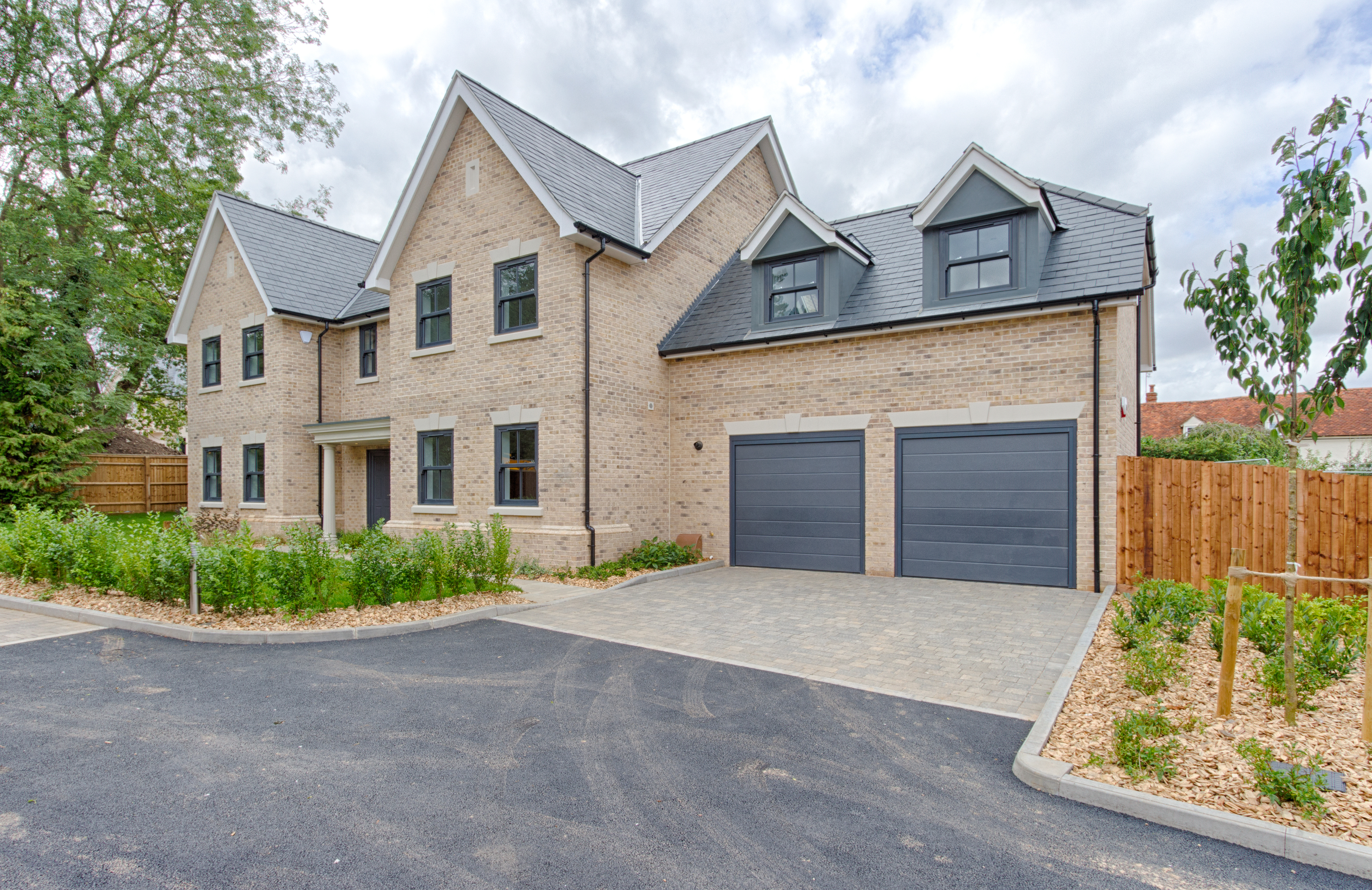 Albury Place,Drive,Parking,Garage