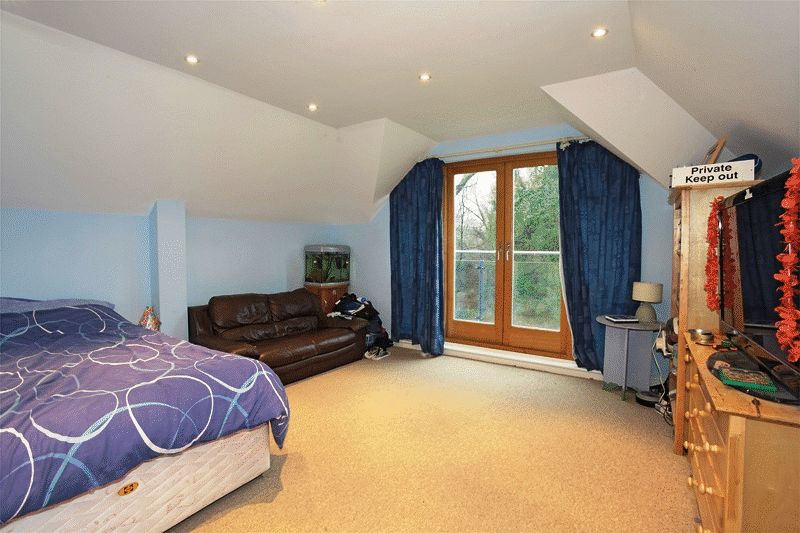 6 bed detached house for sale in London Road, Hassocks BN6 27880814