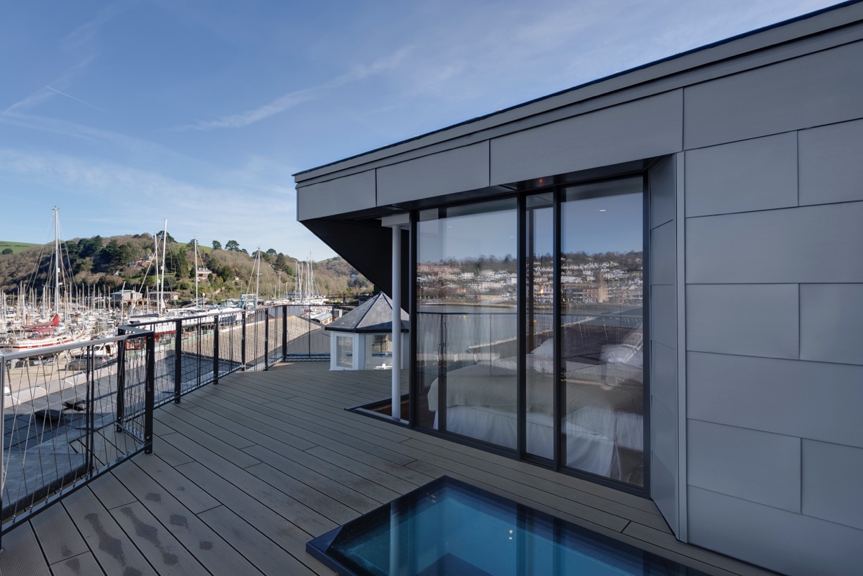 Moor Manage,Patio