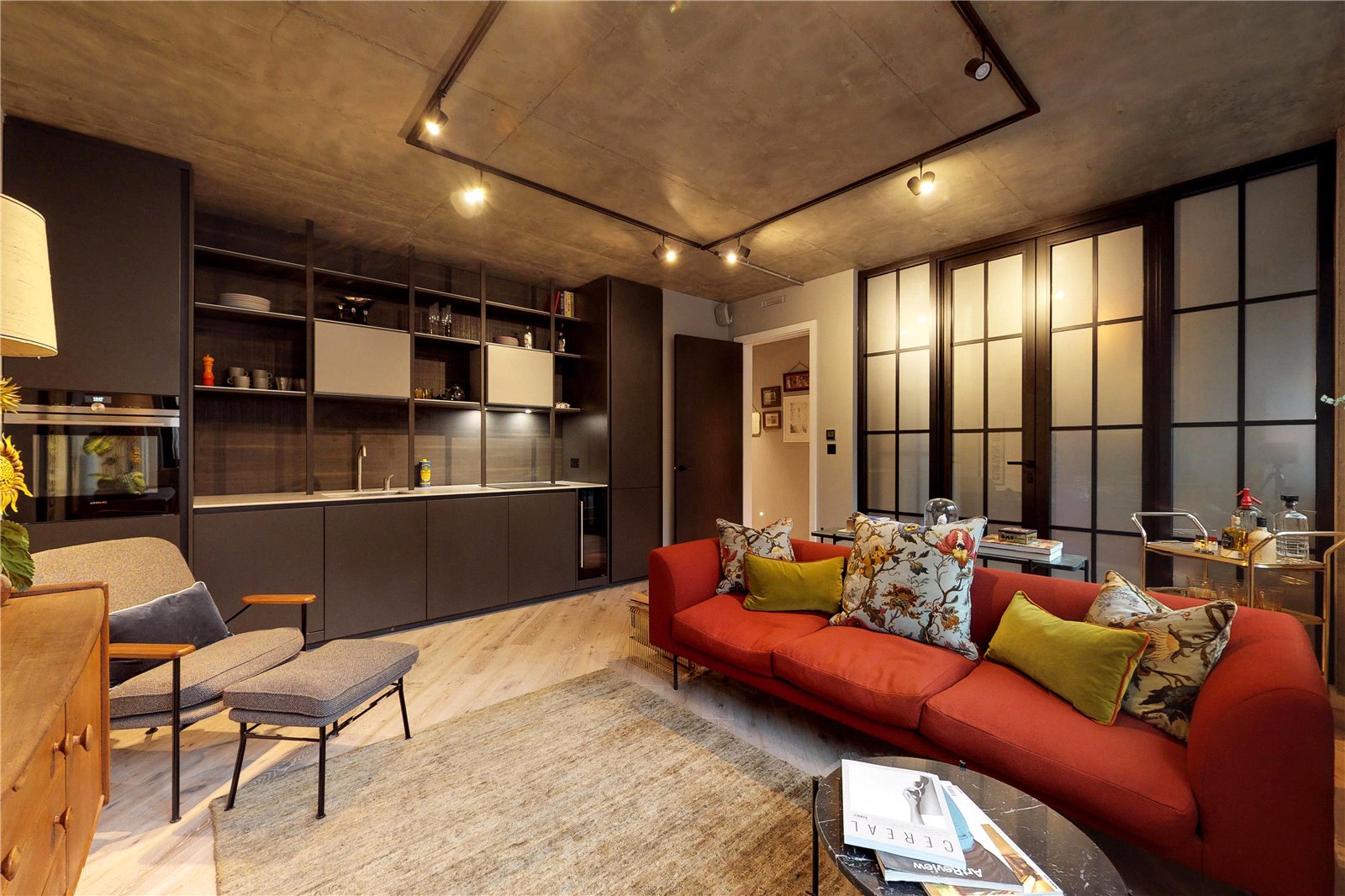 Hampton Court Developments,Family room