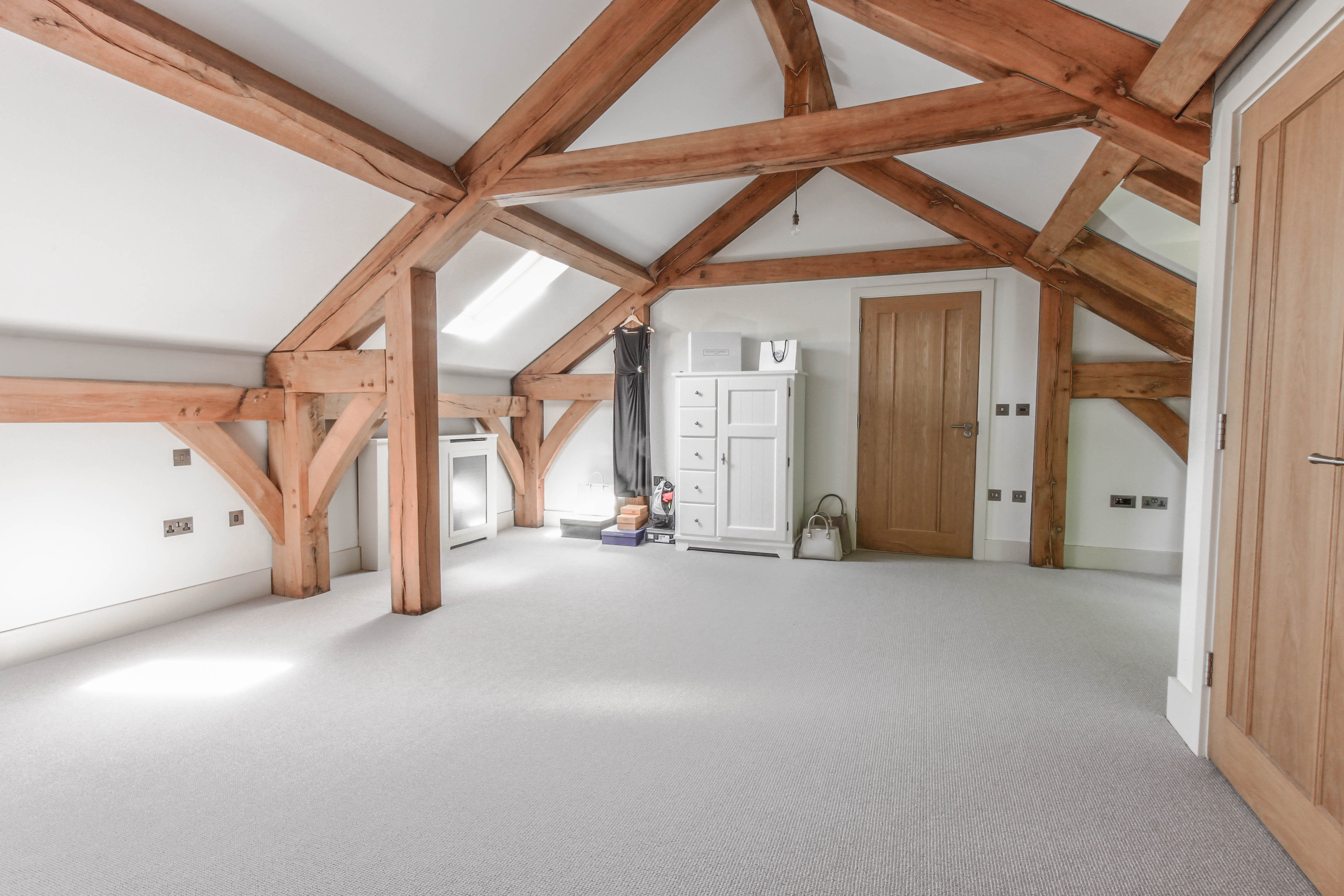 Oakwrights,Extra Space