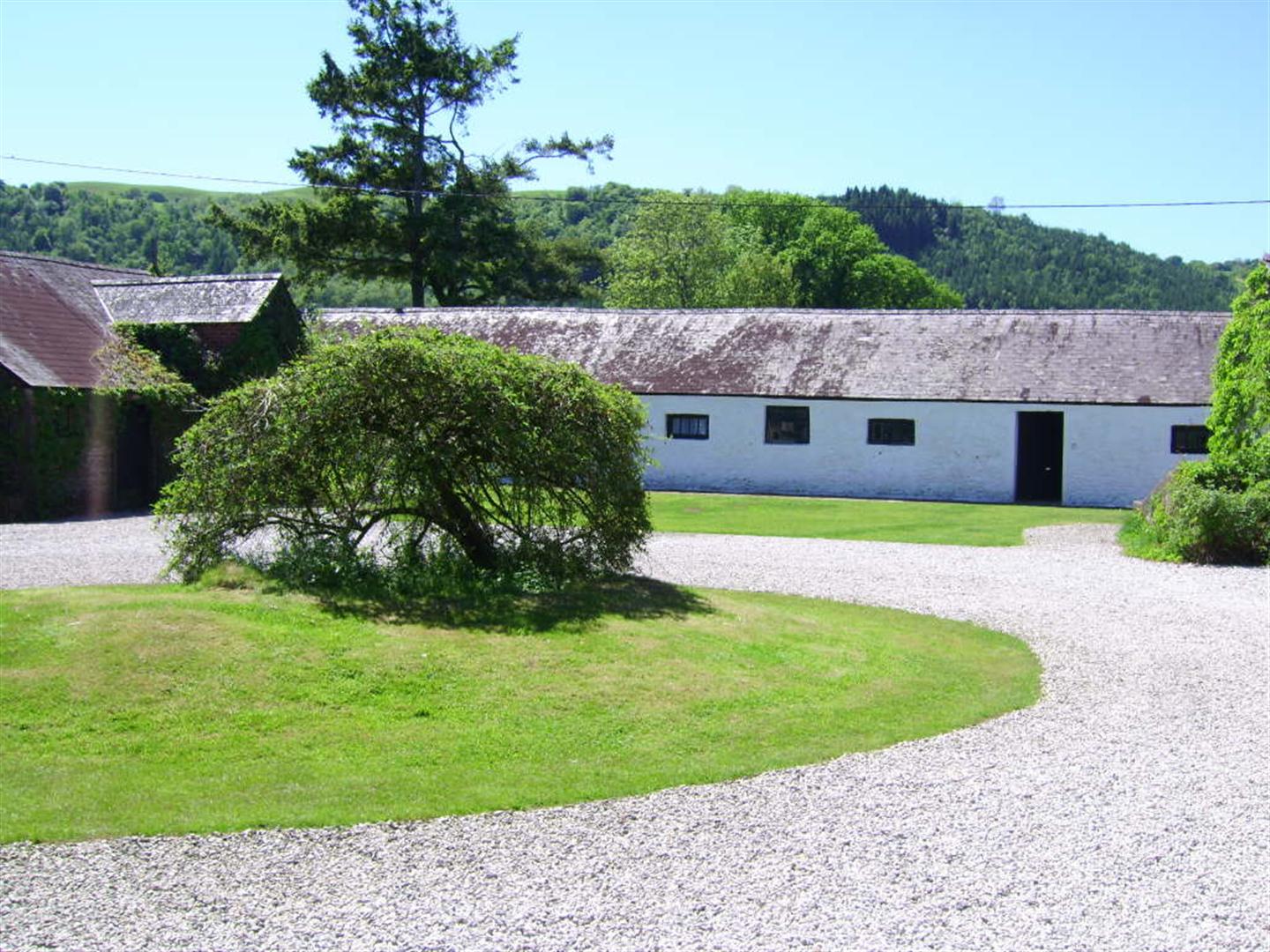 9 bed detached house for sale in Llanarthney, Carmarthen SA32