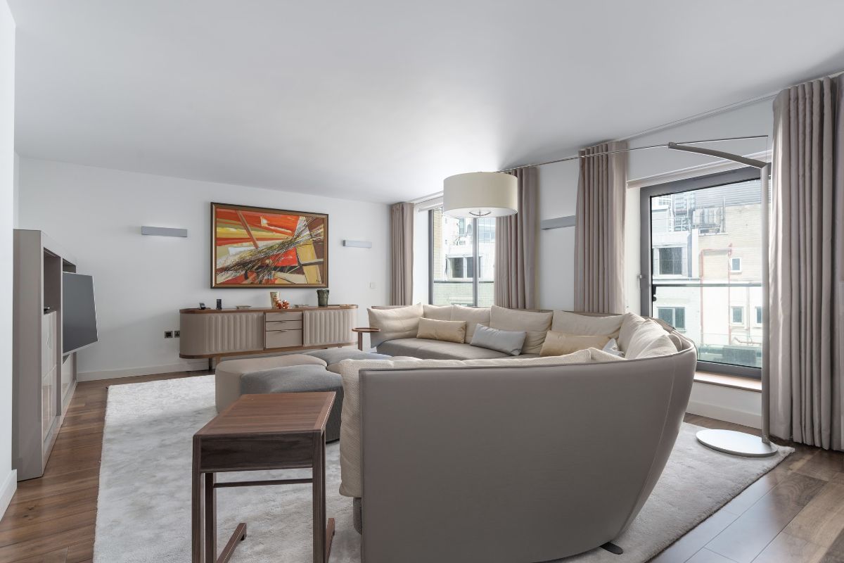 Manhattan Loft Corporation