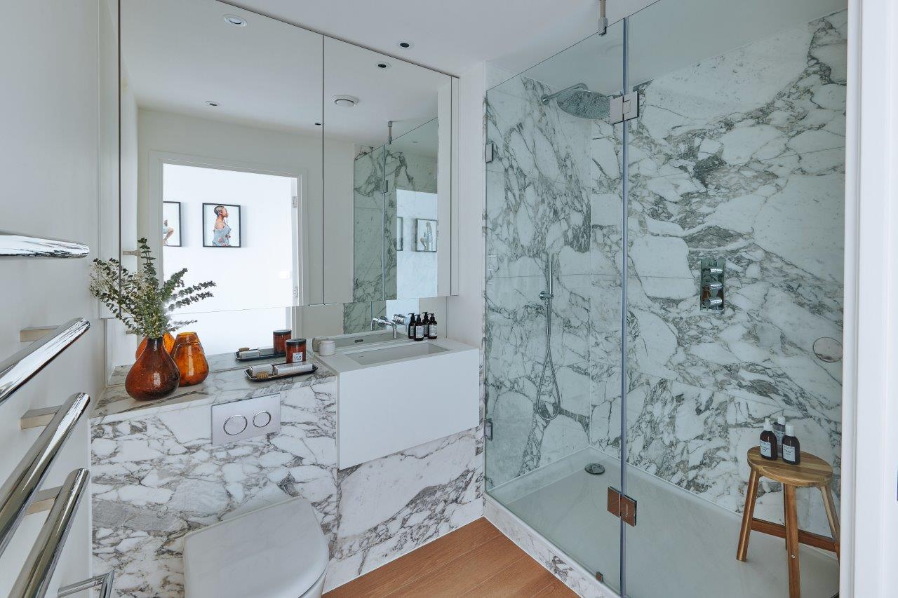 Upper Riverside,Bathroom