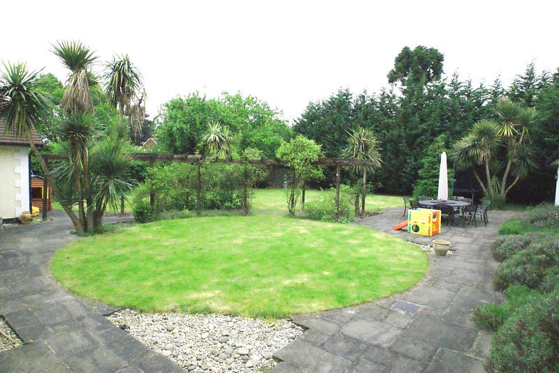 Ernest Road, Hornchurch, Essex RM11, 5 bedroom detached house for sale