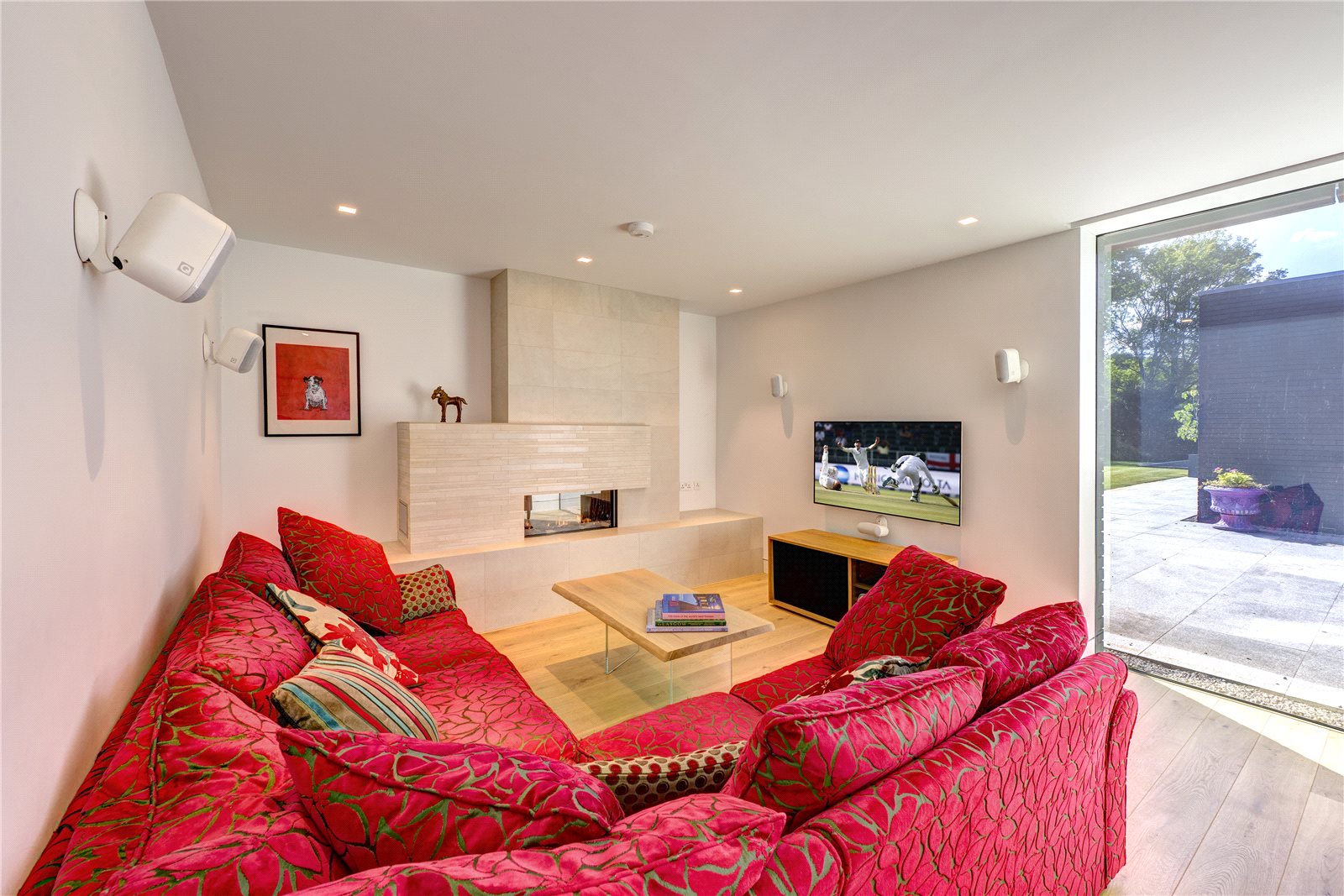 energy efficient,Multimedia