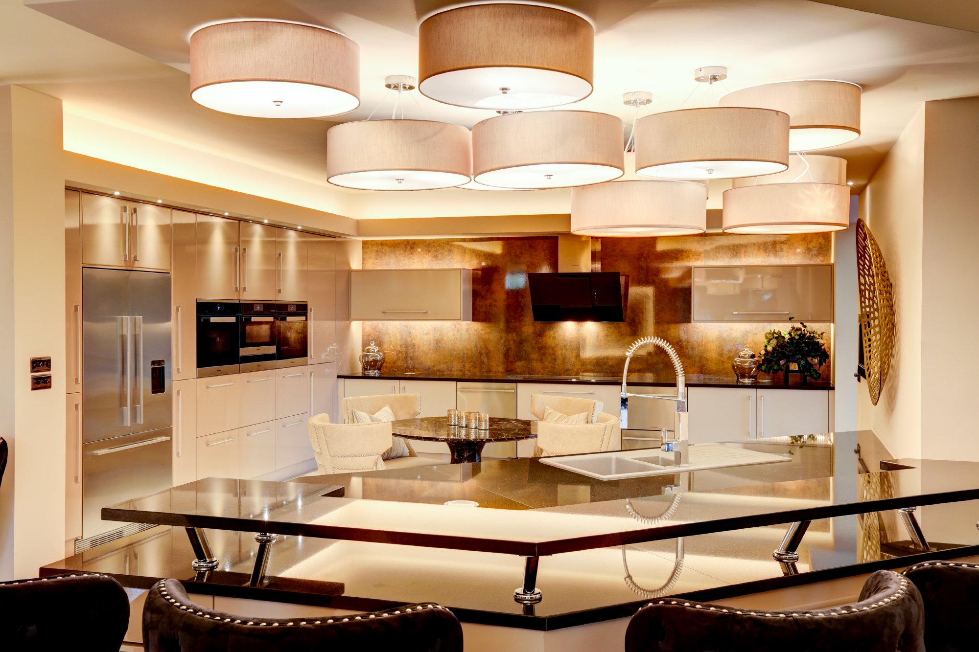 Guy Phoenix,Kitchen