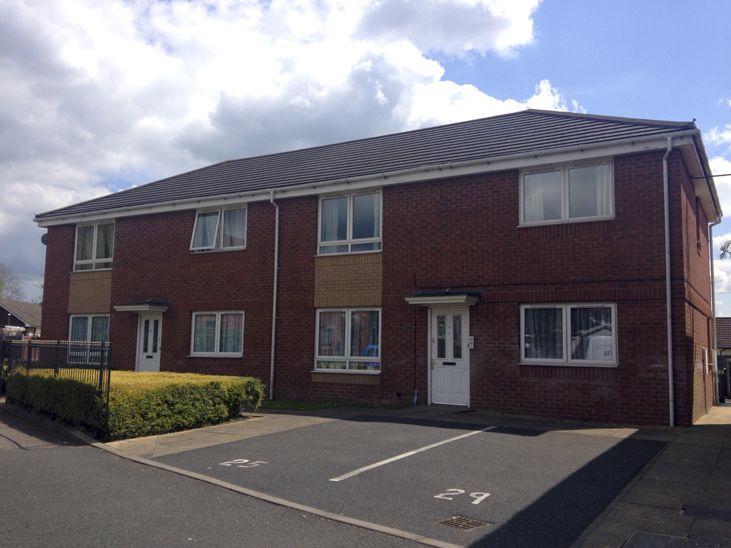2 bed flat to rent in Deelands, Rubery B45 34065780 Zoopla