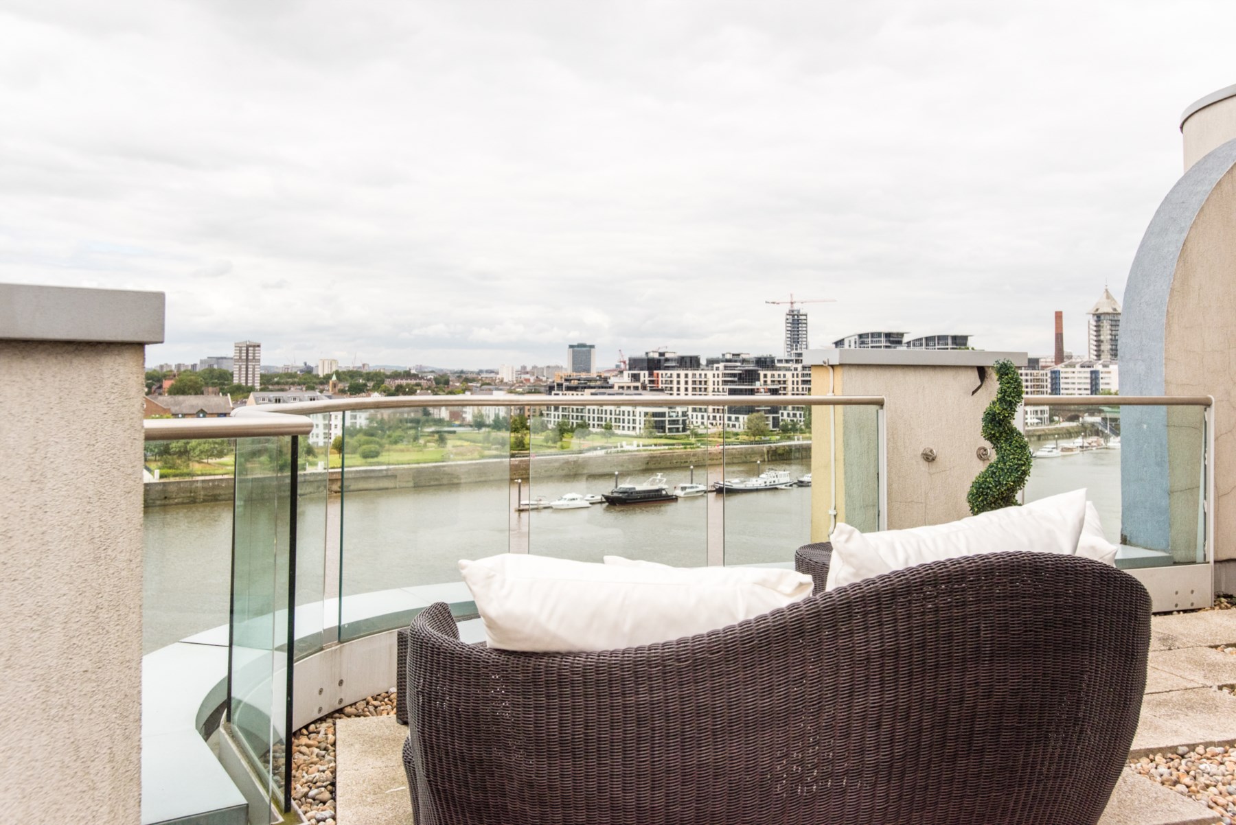Bridges Wharf,Patio