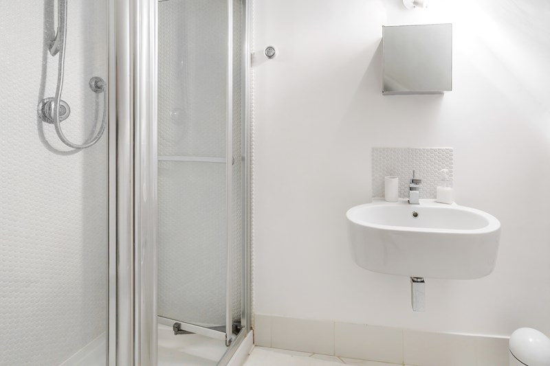 David Richmond Associates,Bathroom