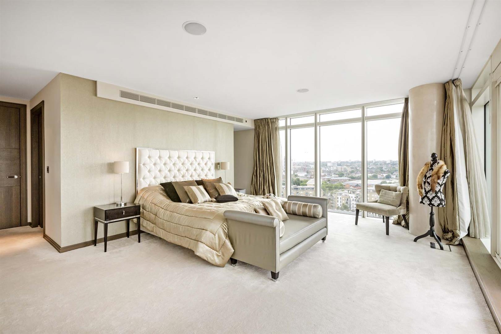 Nine Elms,Master Bedroom
