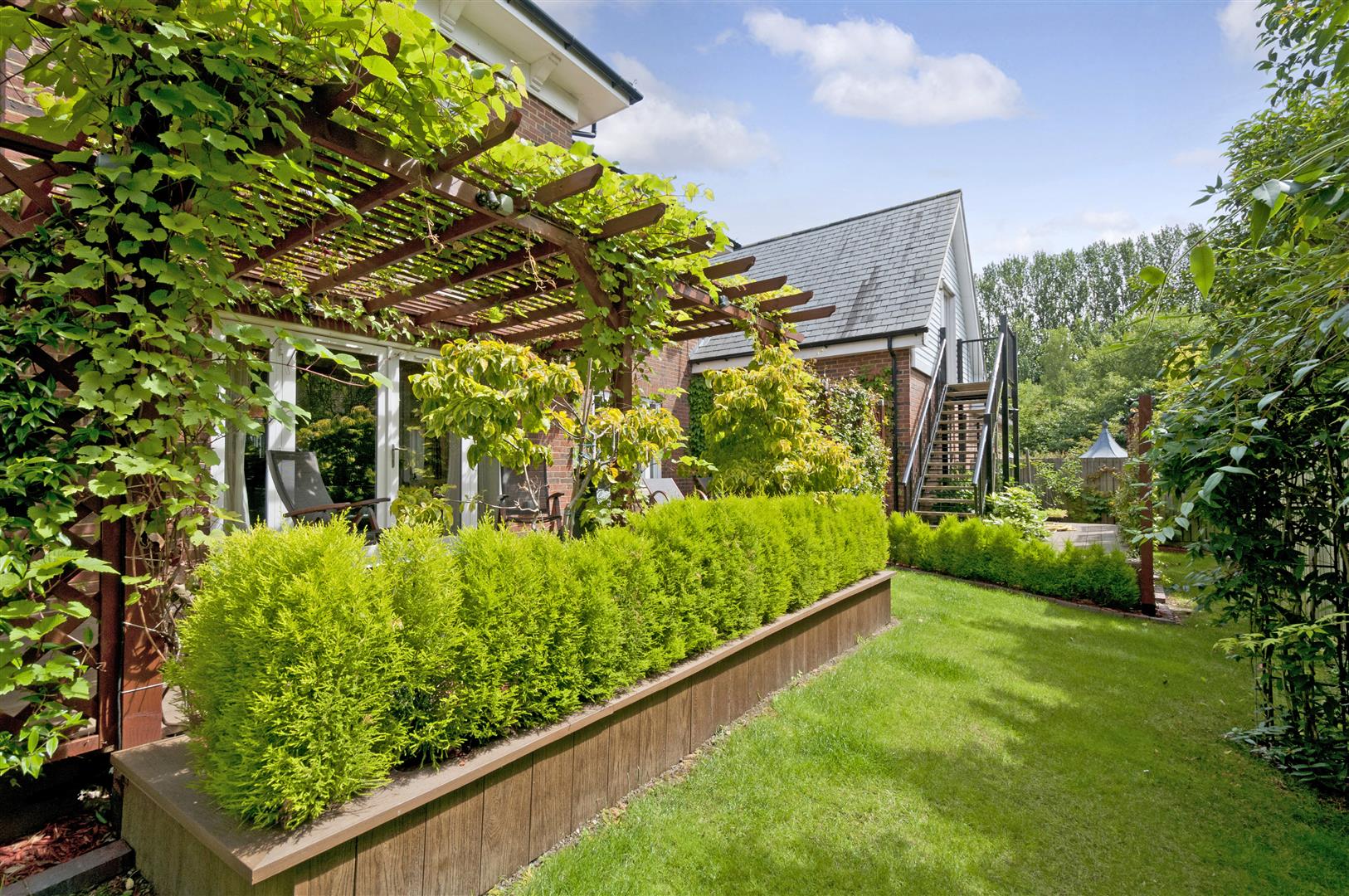 Oaks Hamlet,Garden