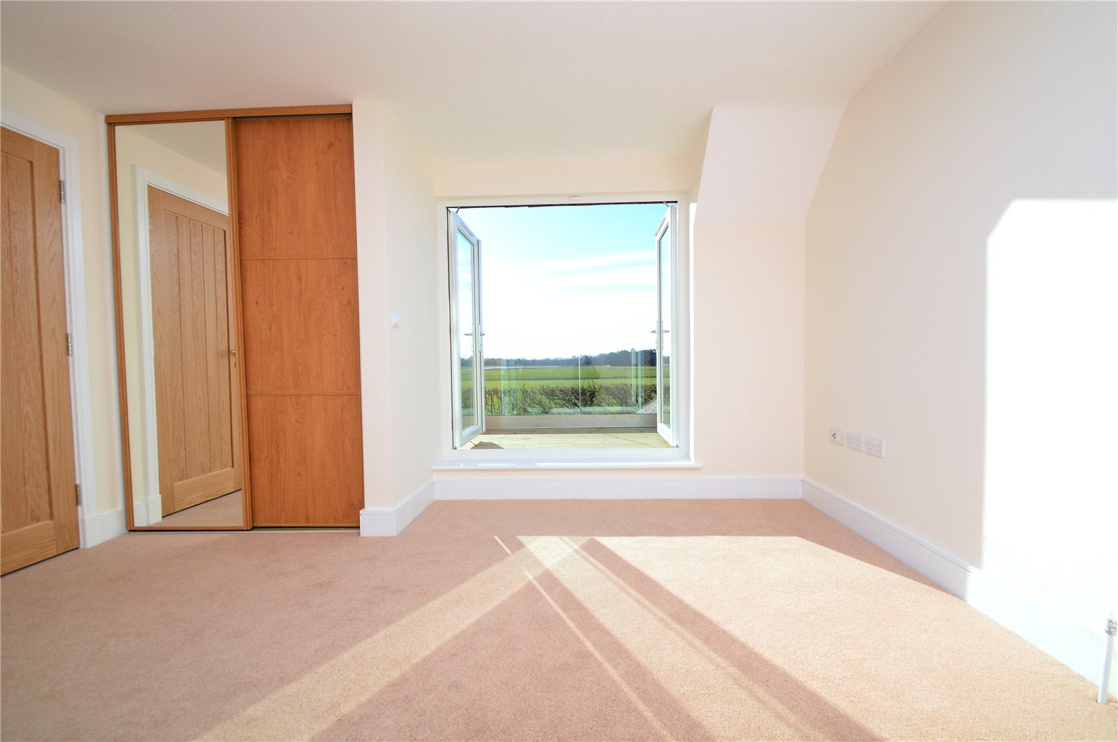 Siloam Construction,Window