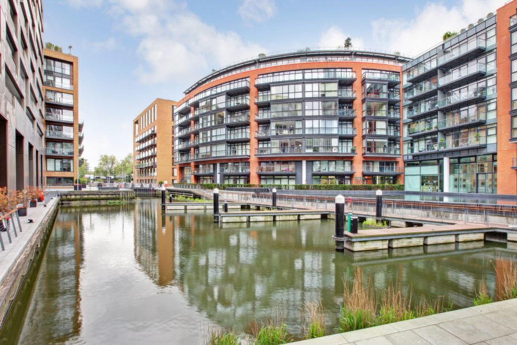 Grosvenor Waterside,Front Elevation
