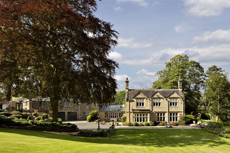 5 bed property for sale in Birks Gate, Thunderbridge, Kirkburton