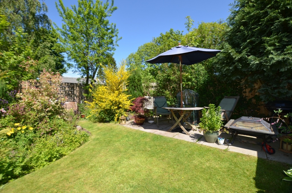 29 Straiton Road, Kirkmichael KA19, 2 bedroom cottage for sale