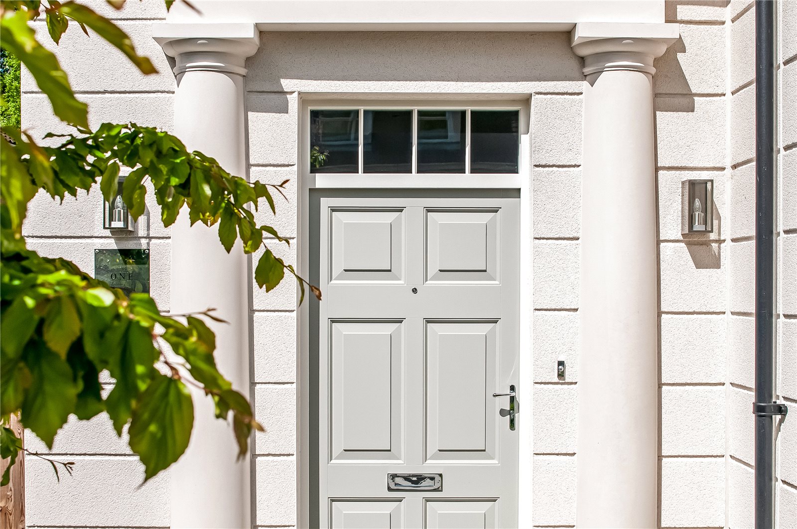 Alfred Homes,Door