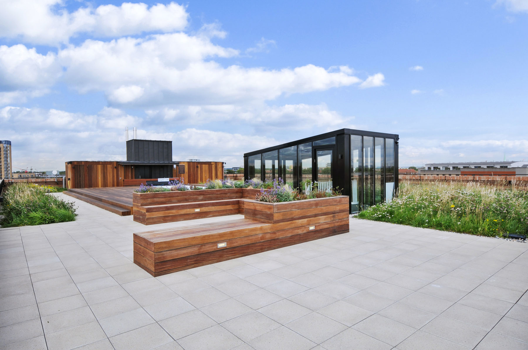 Warehaus,Patio