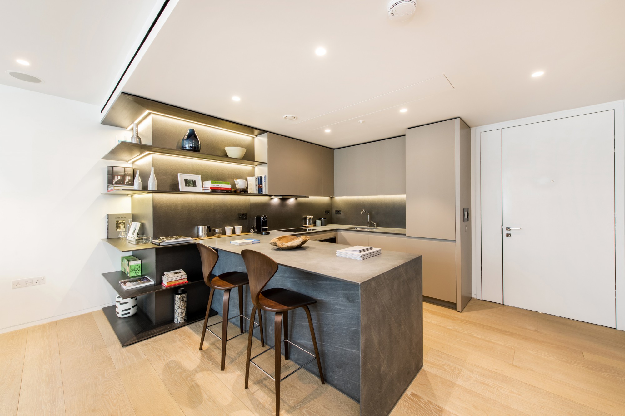 Nova SW1,Kitchen