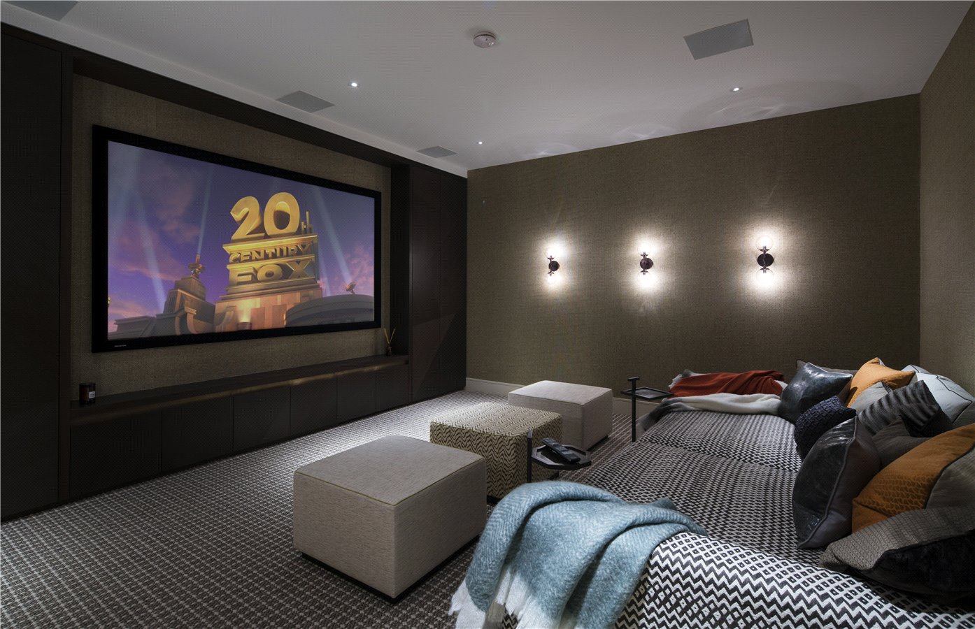 Lutron,Multimedia