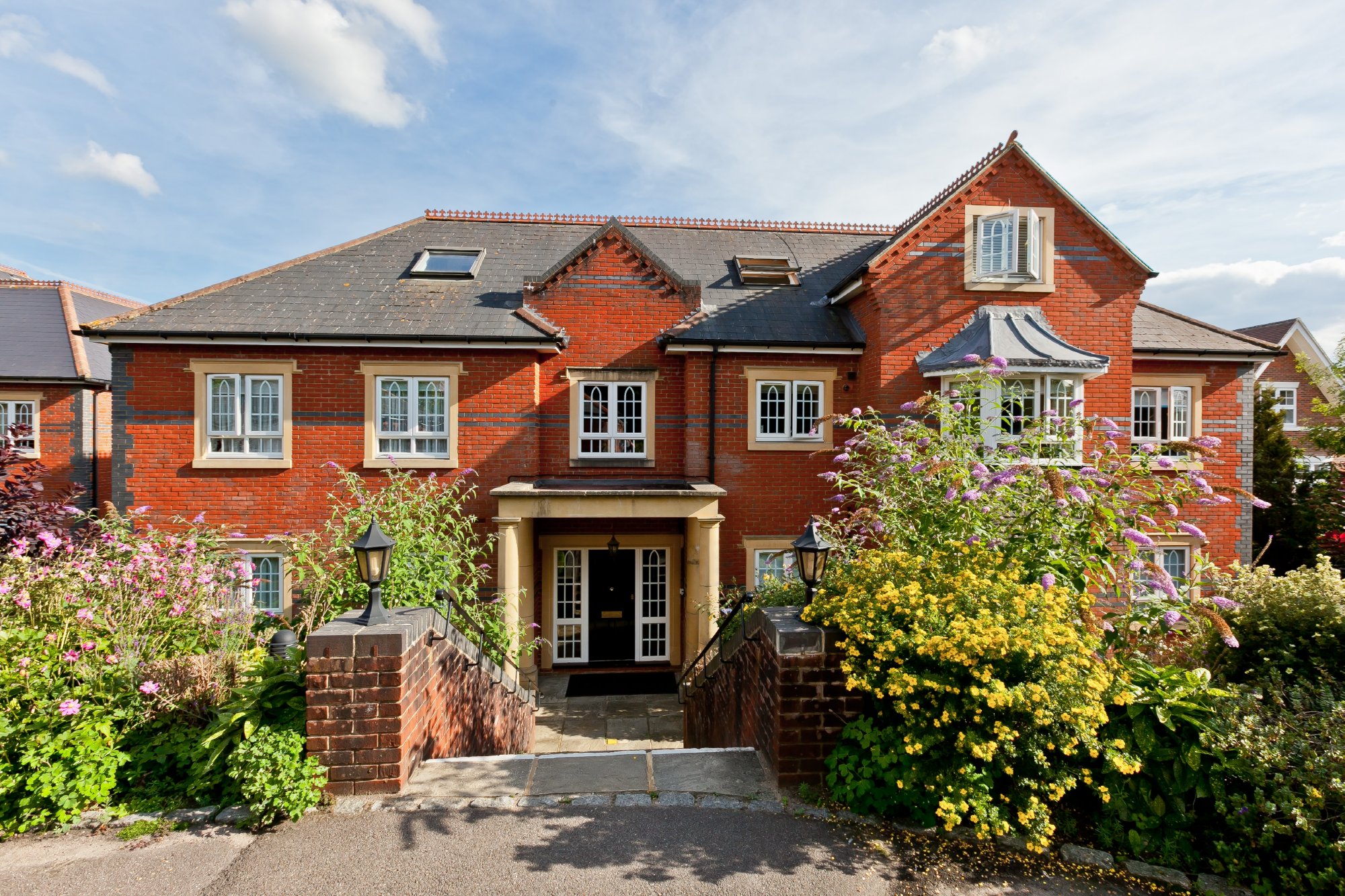Whiteoak,Front Elevation