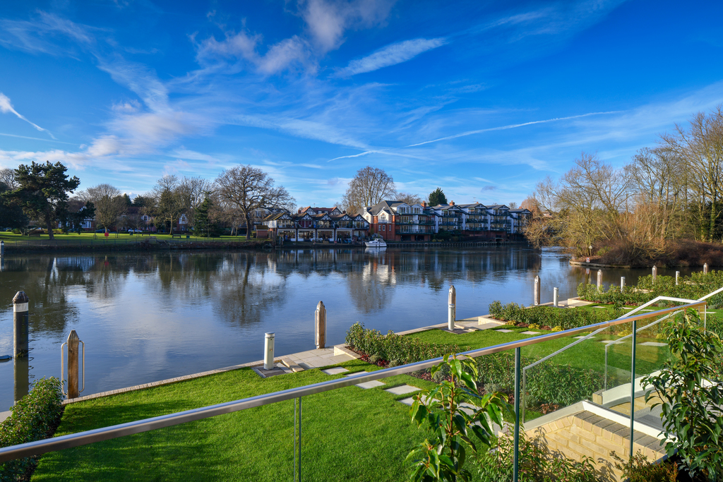 Taplow Riverside,View