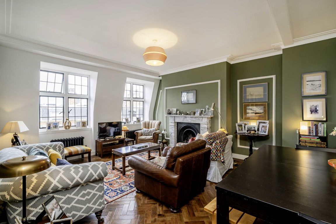 2 bedroom flat for sale 0