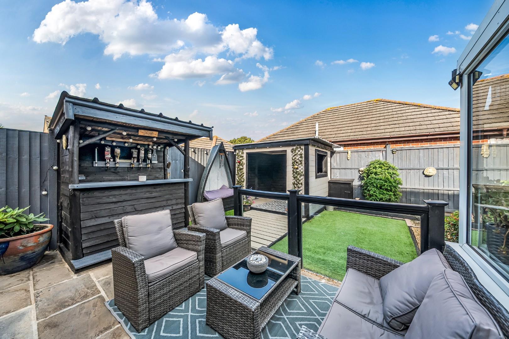 34, Kingfisher Close, Hayling Island photo 3