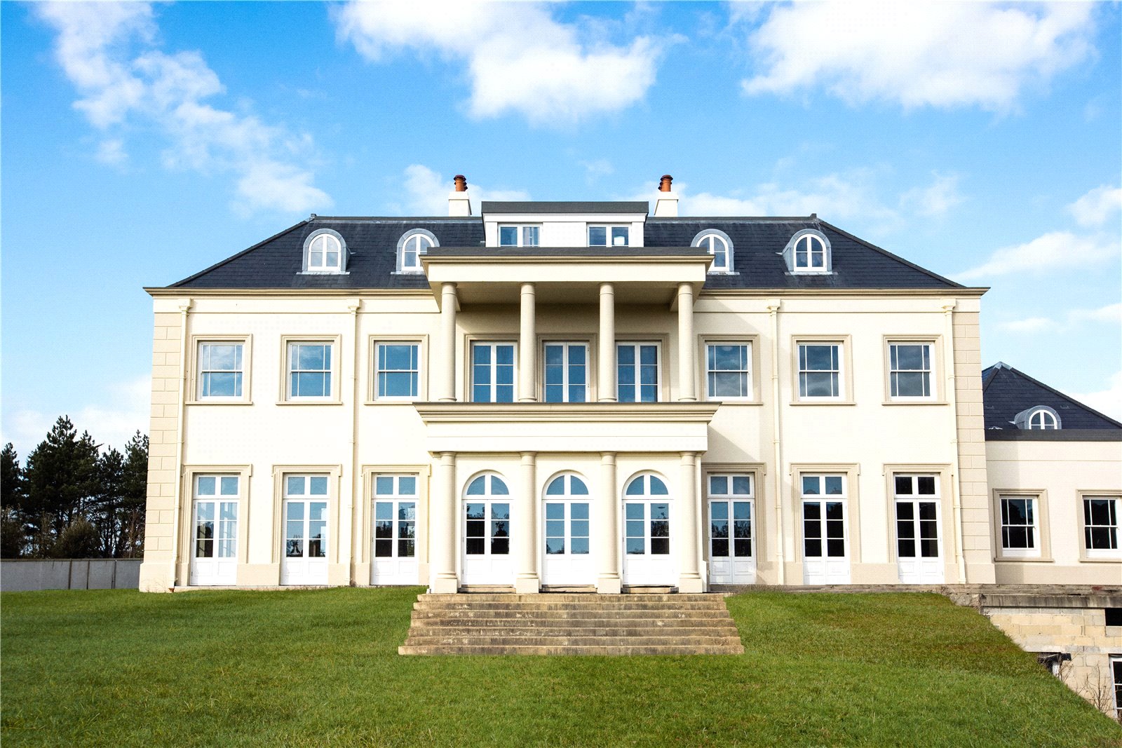 8 bedroom detached new house for sale 0