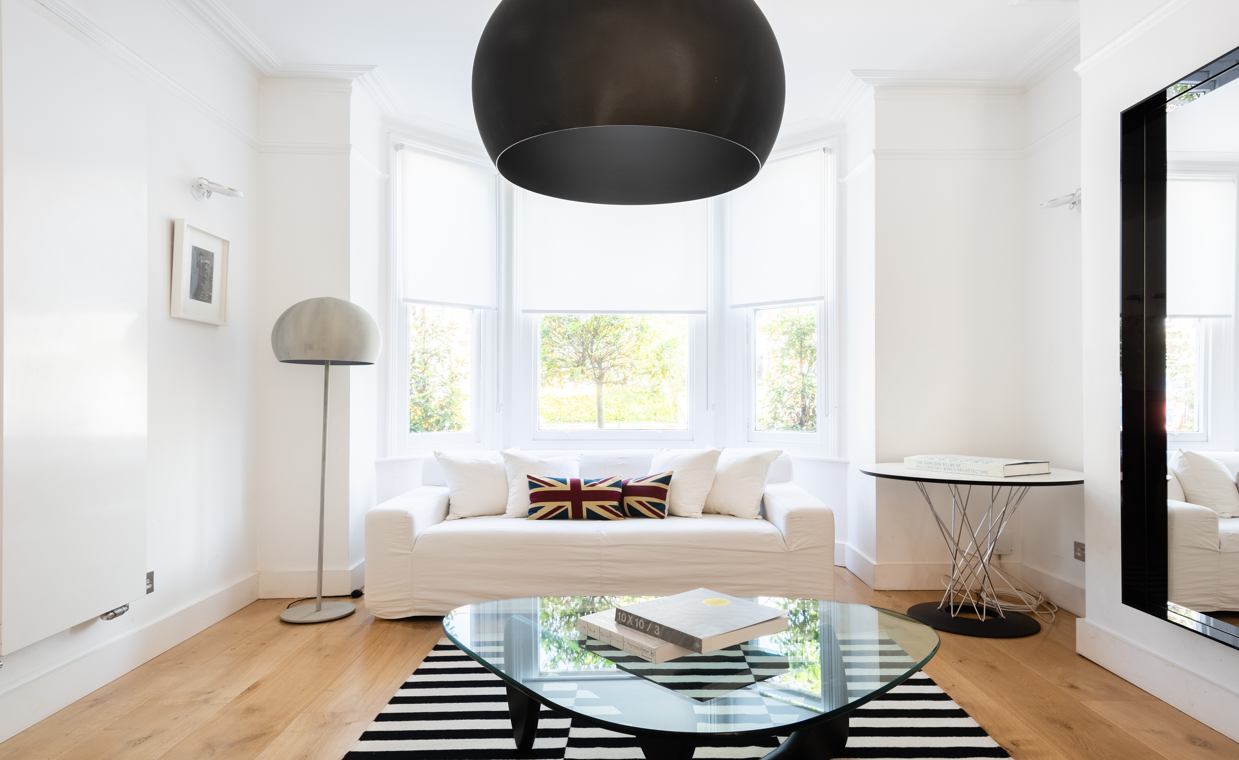 4 bedroom detached house for sale 0