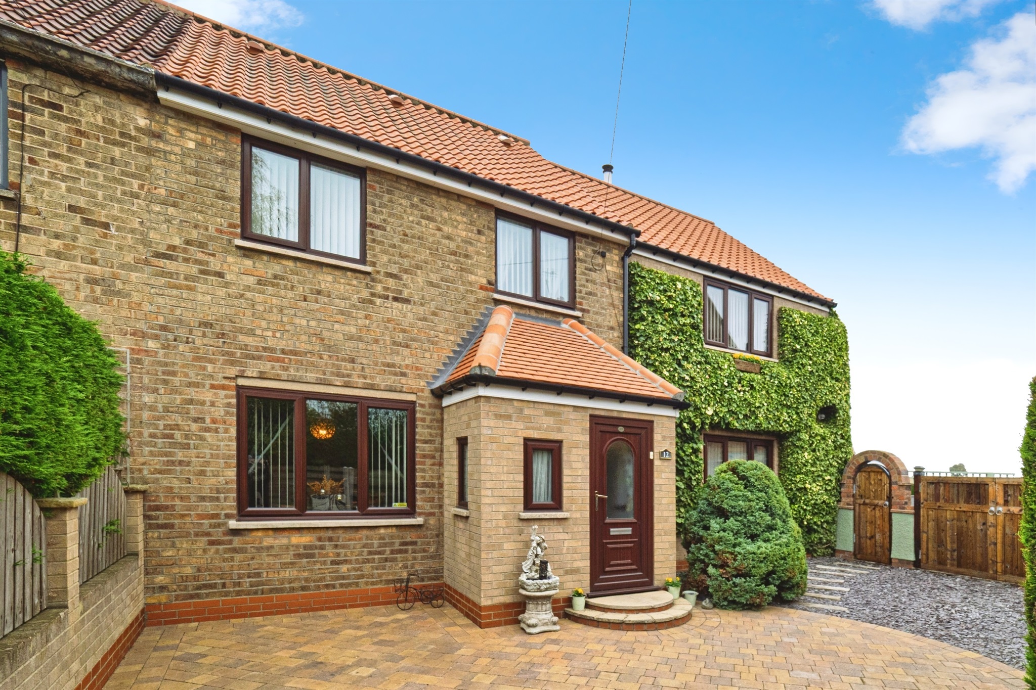 3-bed house on 12, Rectory View, Driffield, £280,000