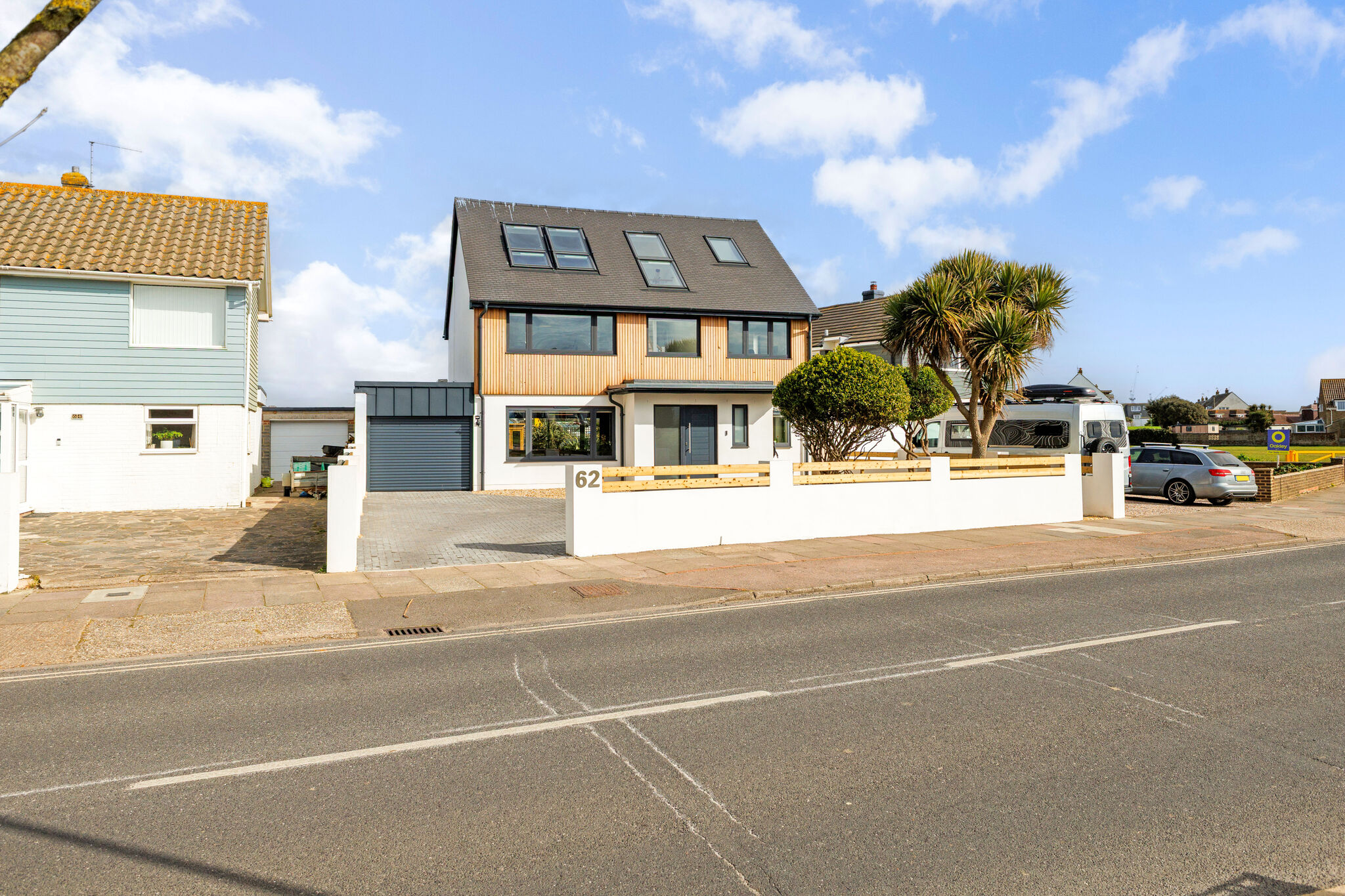 5 bedroom detached house for sale 0