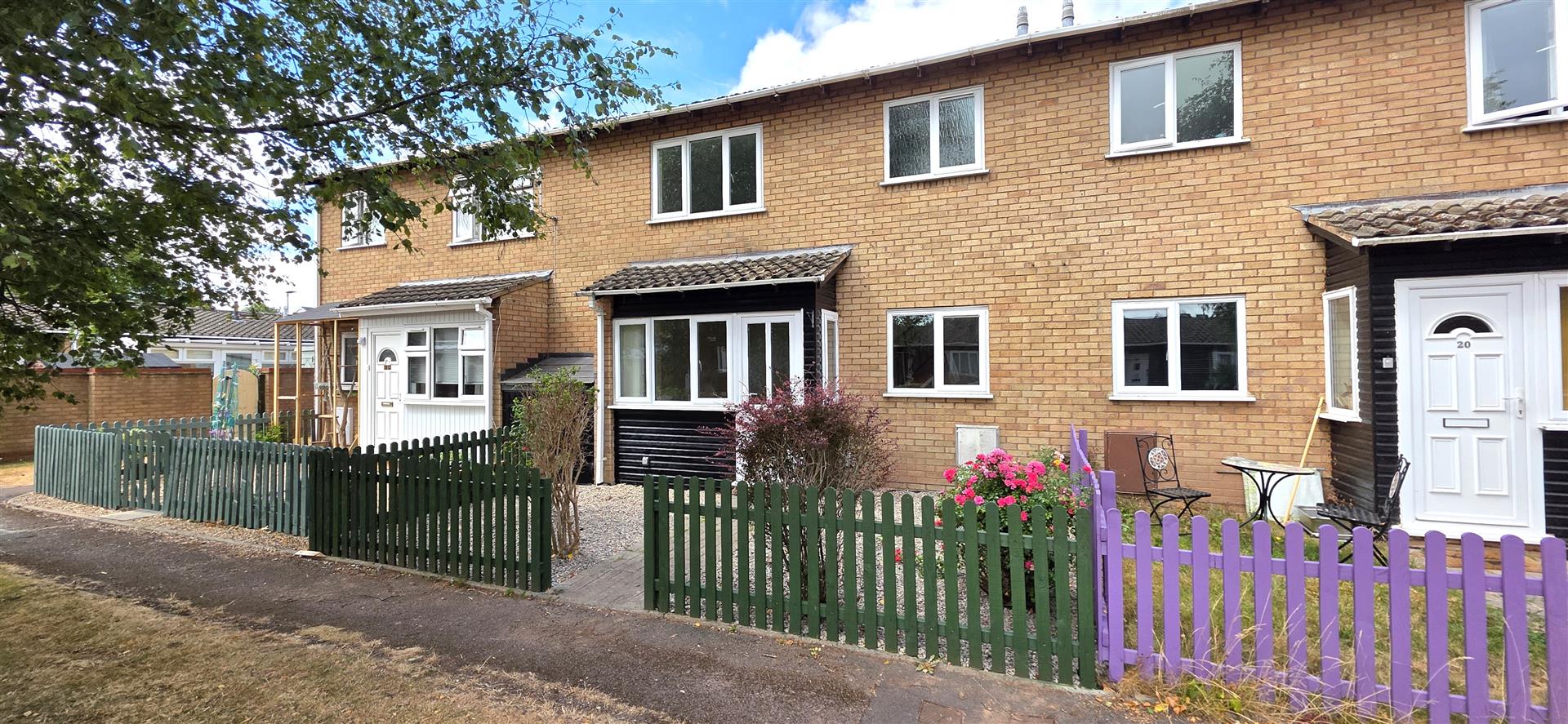 19, Chepstow Walk, Hereford photo 2